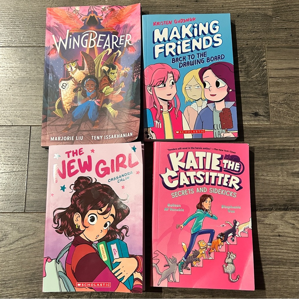 Girls Graphic Novels